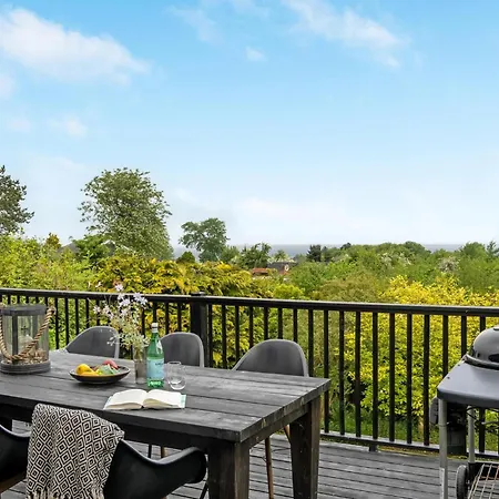 Dom wakacyjny 4 Bedroom Beautiful In Asnaes *